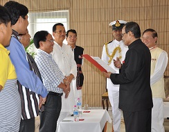 The Governor of Arunachal Pradesh Shri JP Rajkhowa during the introductory meeting with State Cabinet at Raj Bhawan, Itanagar on 1st June 2015